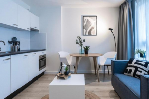 Safe, Vibrant Area New Home Close To Supermarket